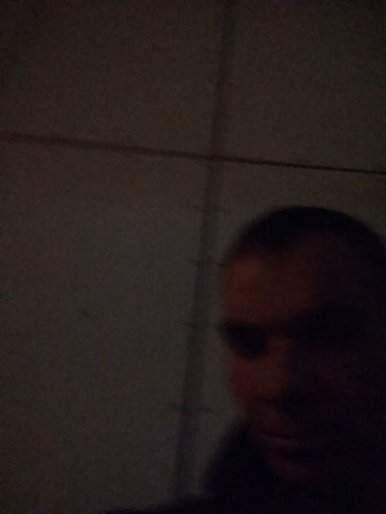  13729237  Robert, 48 ,    