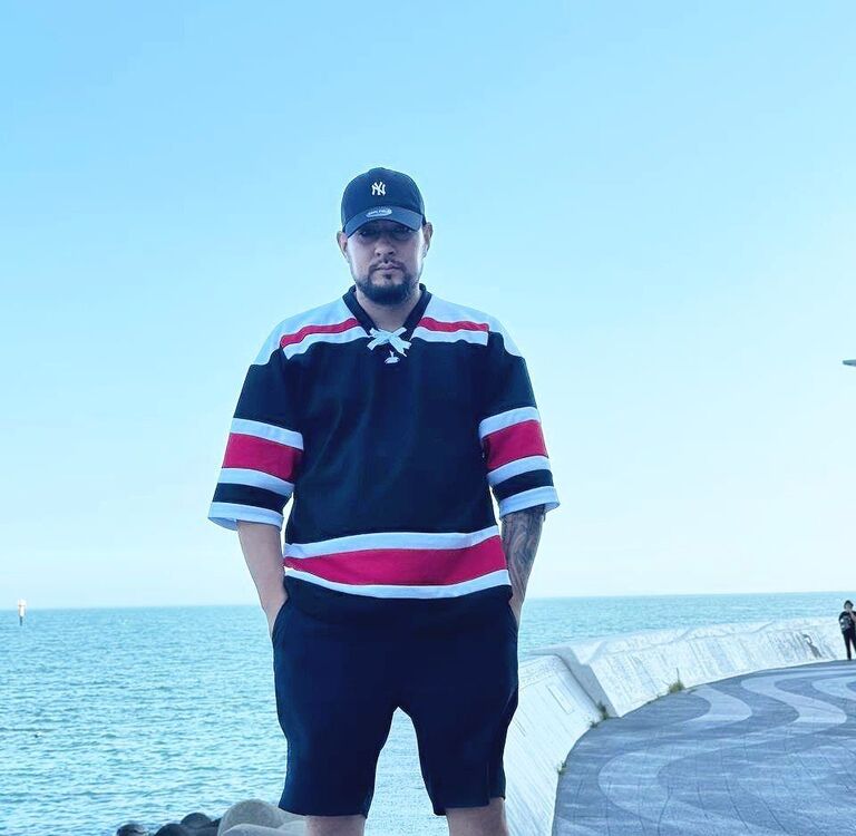 ���� 55264737 ������� Jamaica, 32 ����, ���� ���������� � �������