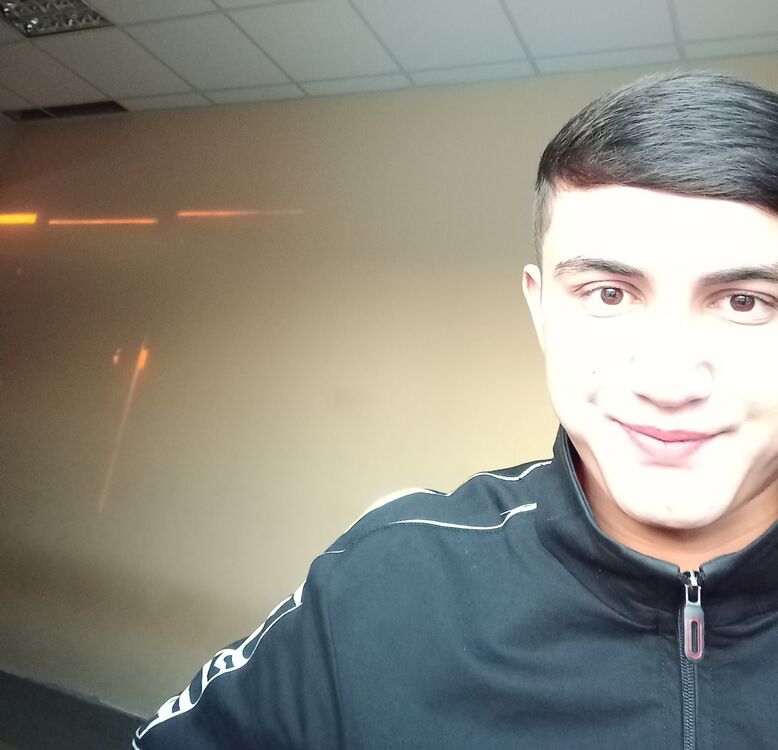  31280027  Islom, 21 ,    