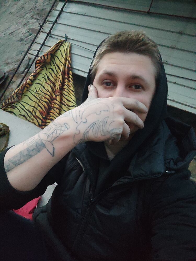  43716087  , 26 ,    