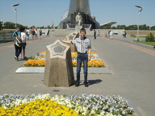  ,   Zhenya, 43 ,   ,   , c 