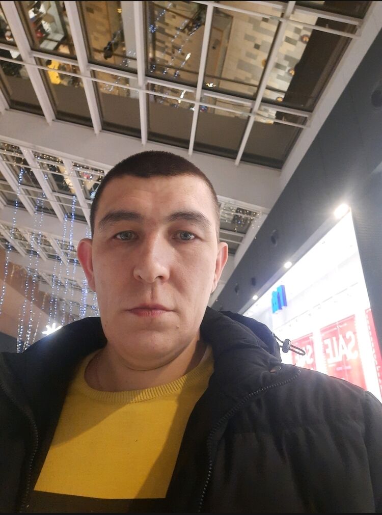  29695067  , 37 ,    