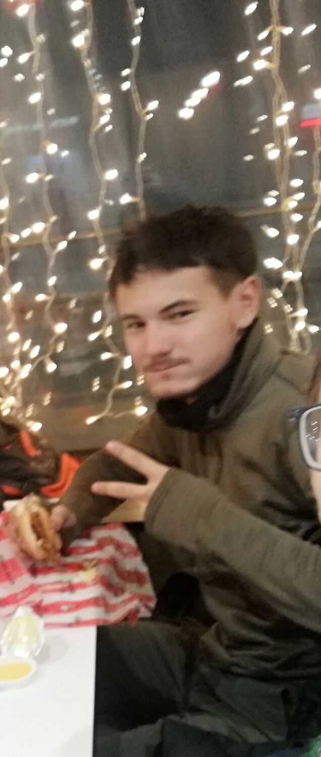  32346517  , 22 ,    