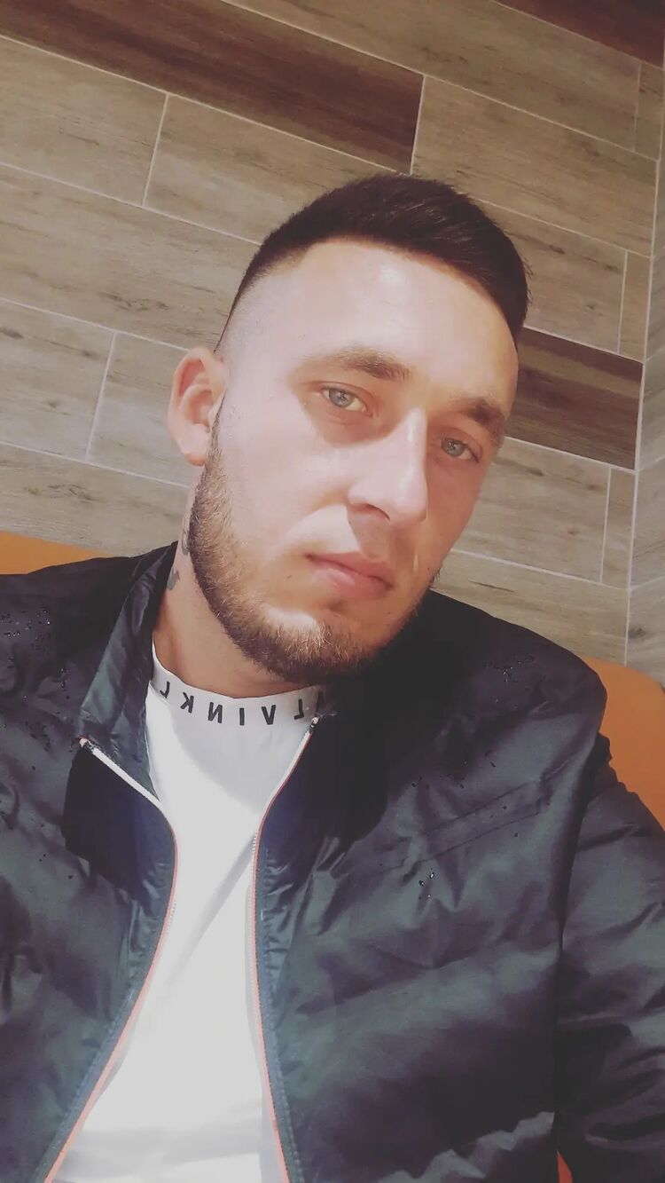  47236957  , 25 ,    