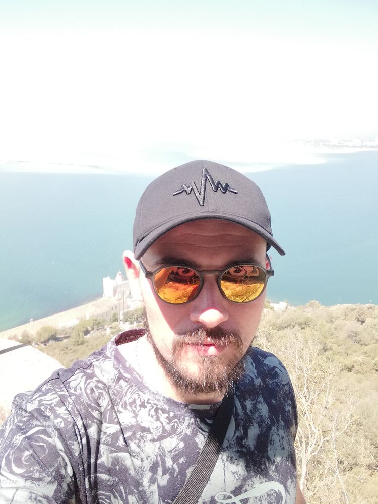  ,   Evgeny, 31 ,   ,   