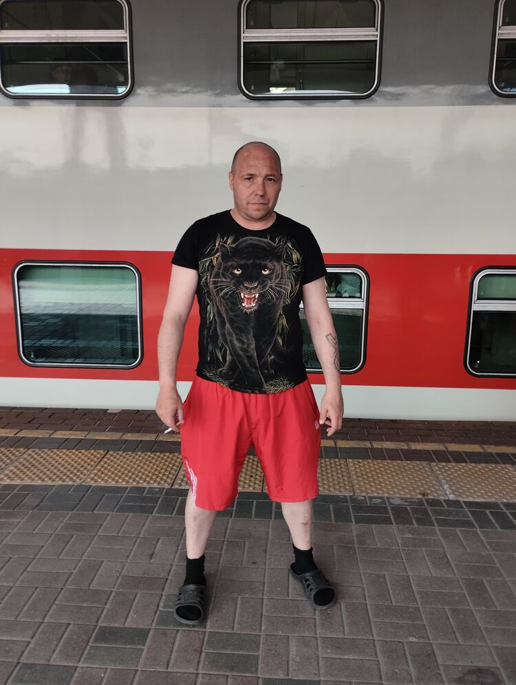  ,   Alexey, 41 ,   c , 