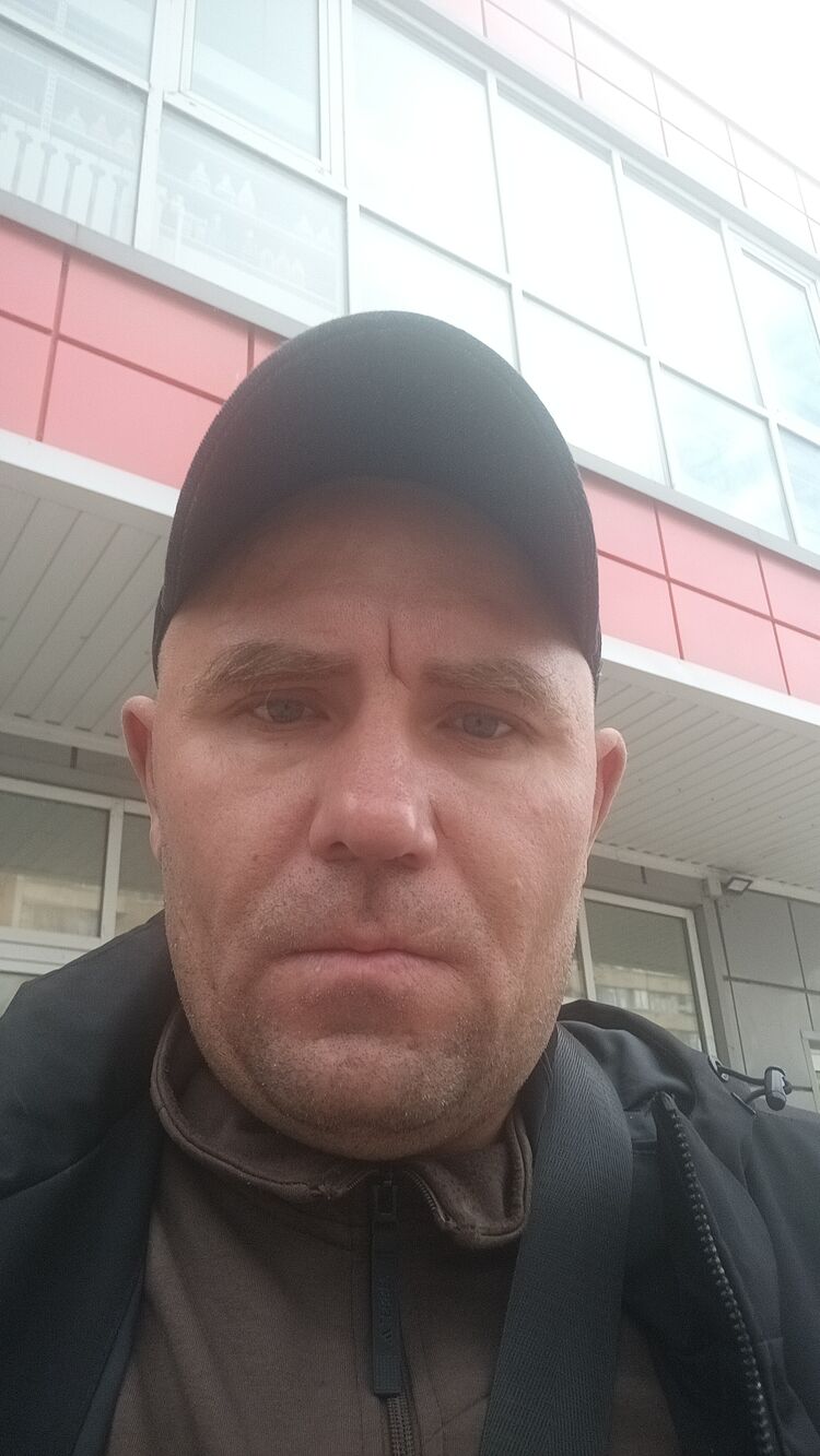  46845747  Ilya, 37 ,    