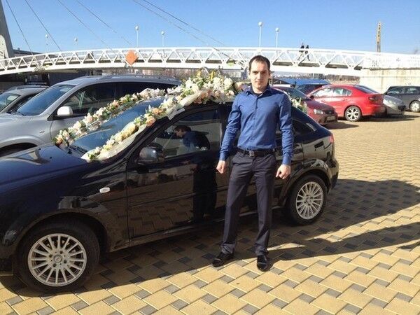  ,   Marat, 37 ,  