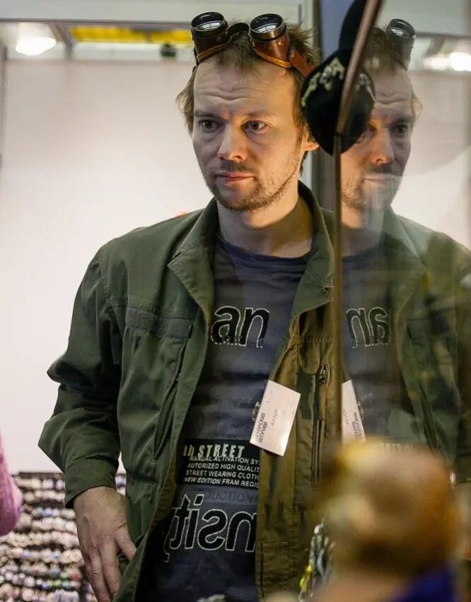  -,   , 42 ,   ,   