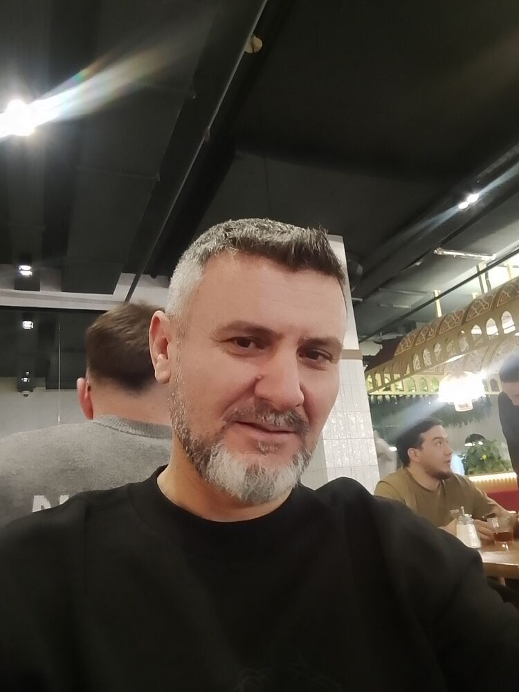 54744917  Mehmet, 43 ,    