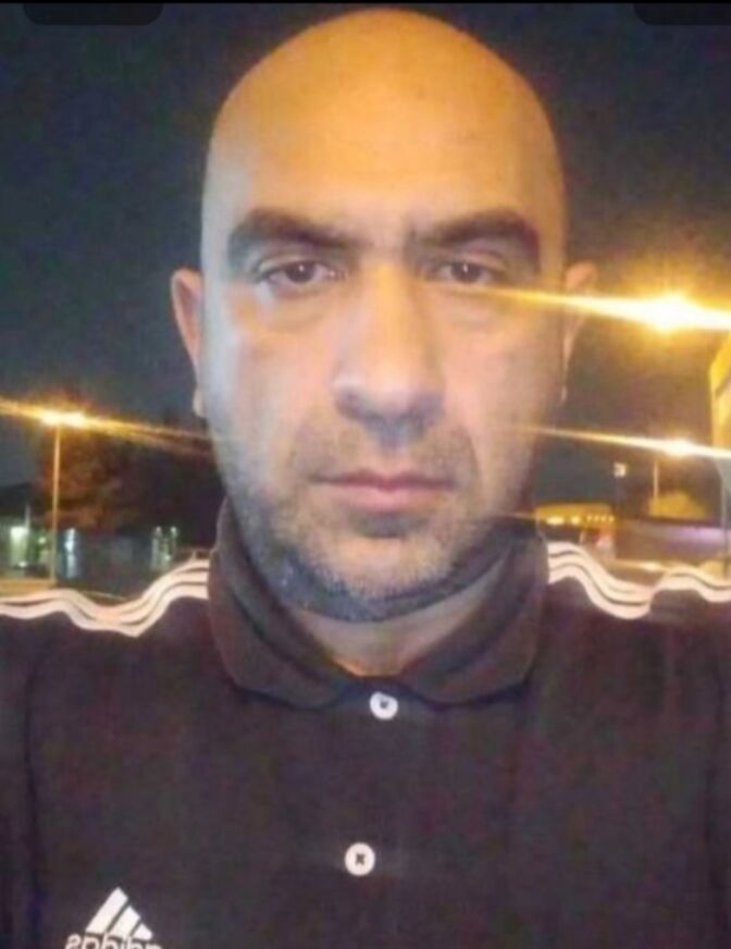  46615907  Ramin, 49 ,    