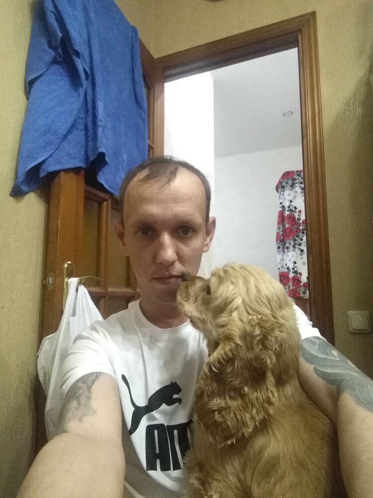  ,   Andrej, 38 ,   ,   , c , 