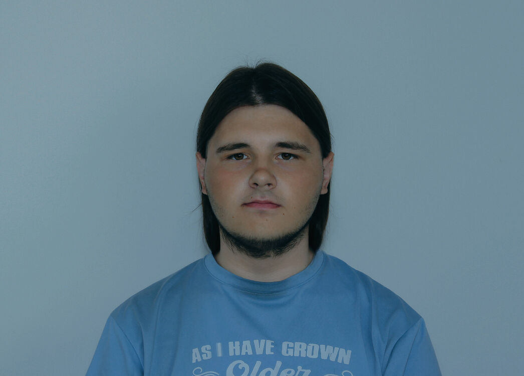  49070877  , 25 ,    