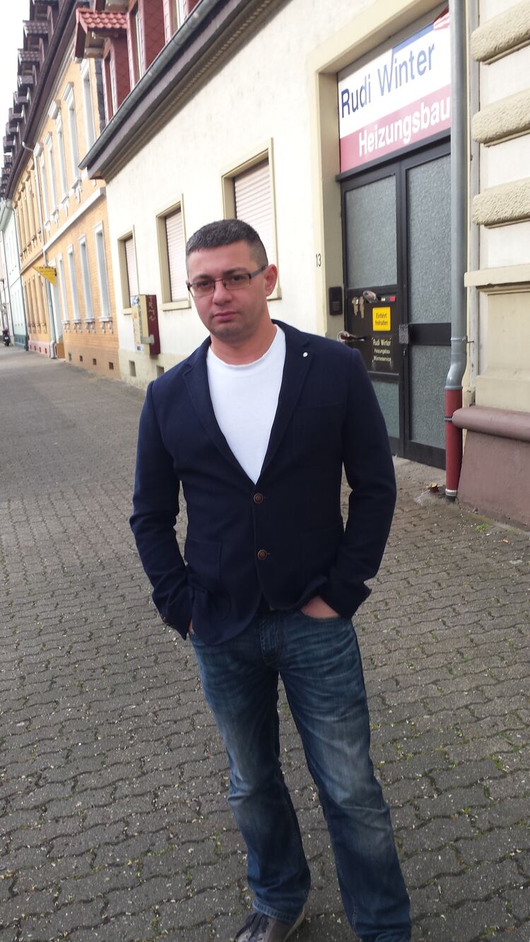  ,   Kuki, 46 ,   ,   