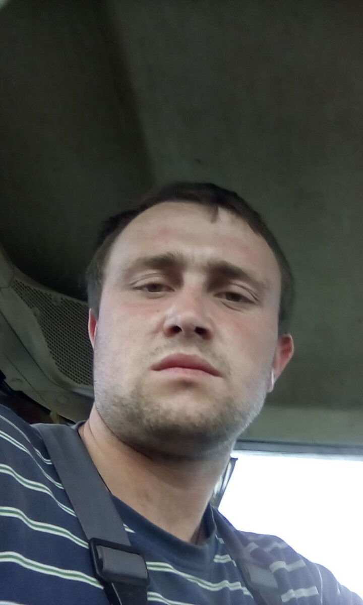  9527827  , 32 ,    