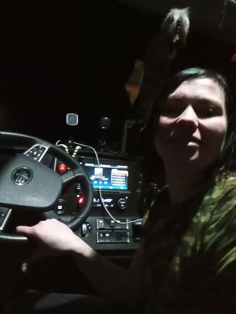  49337707  Krasava, 54 ,    