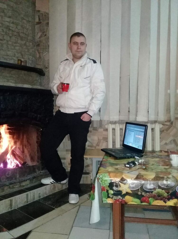  ,   Andrei, 33 ,   