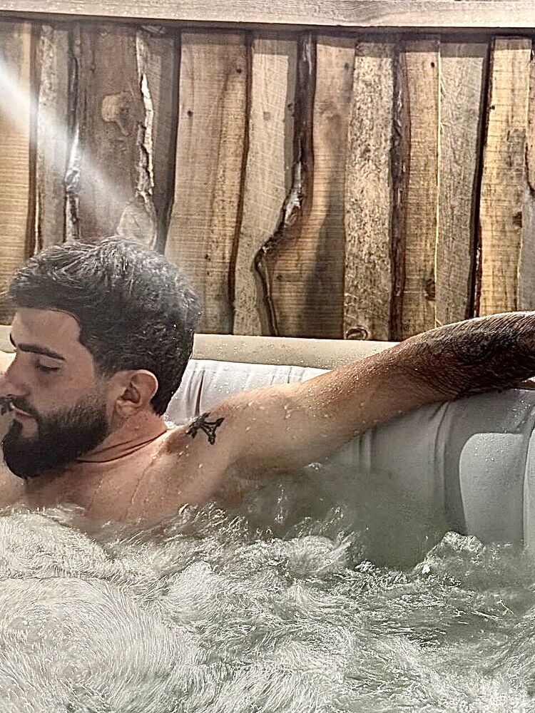  ,   Narek, 22 ,   ,   , 