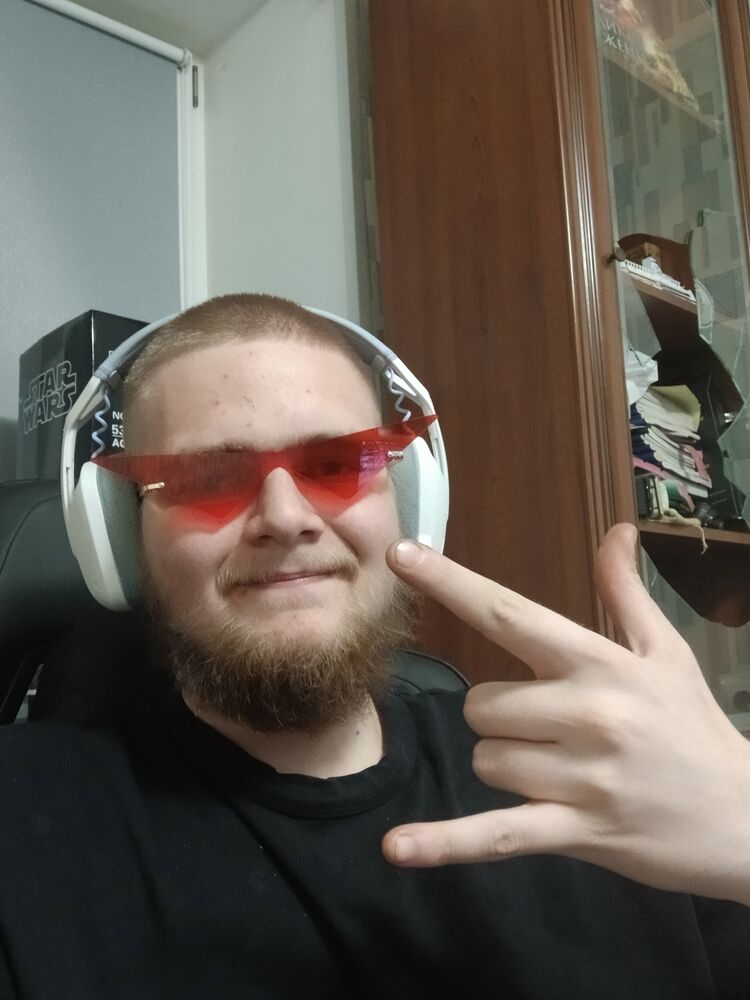  48539277  , 19 ,    