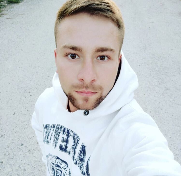  ,   Max, 34 ,   ,   