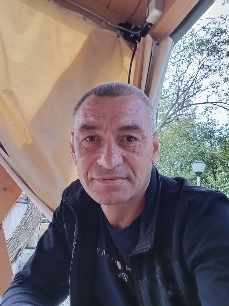  40244307  , 44 ,    