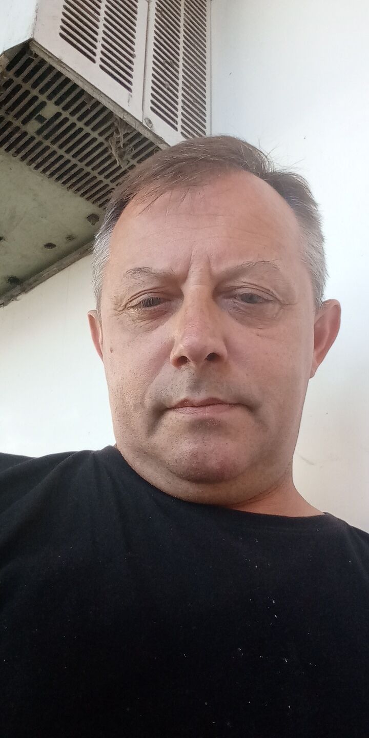  46528487  , 53 ,    
