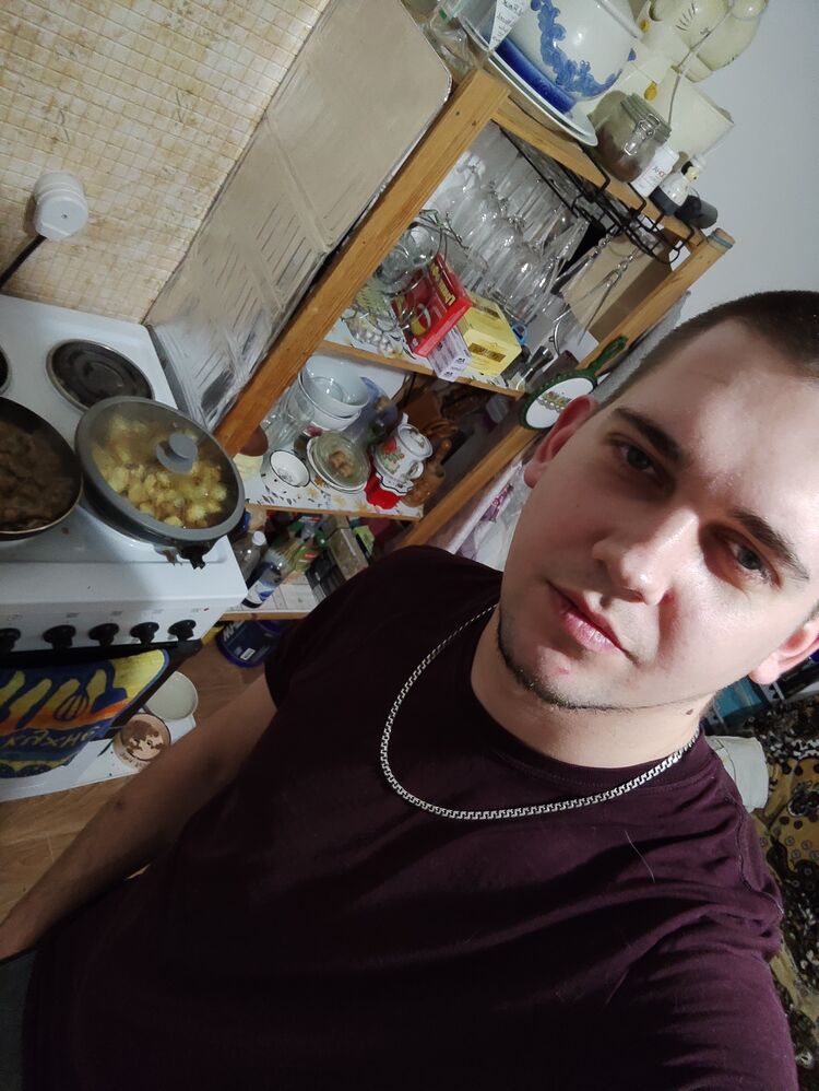  --,   , 28 ,     , c 
