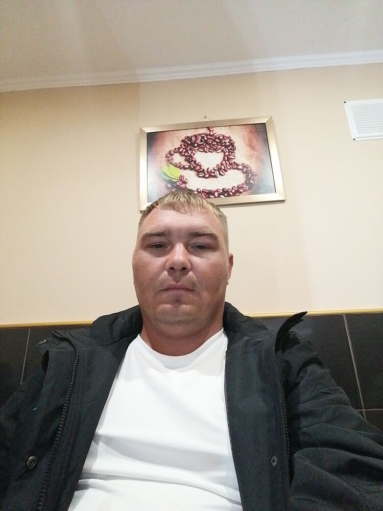  ,   Rinat, 34 ,   ,   