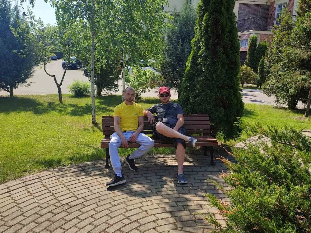  46210677  , 36 ,    
