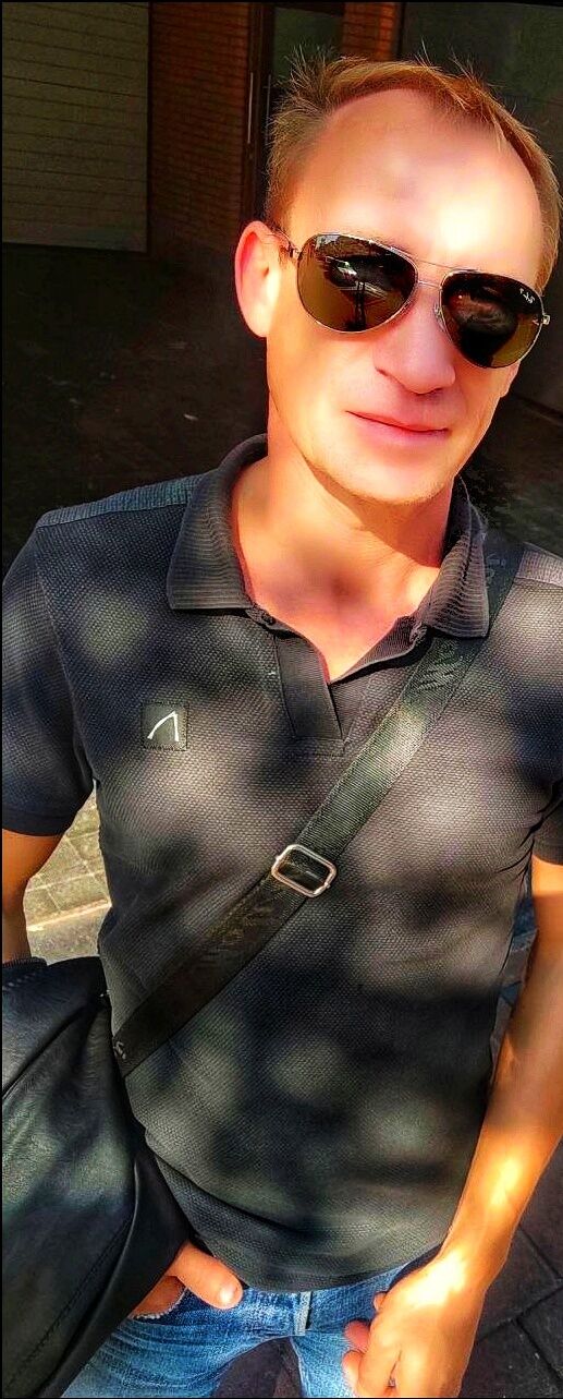  ,   Nikolai, 49 ,   ,   , c , 