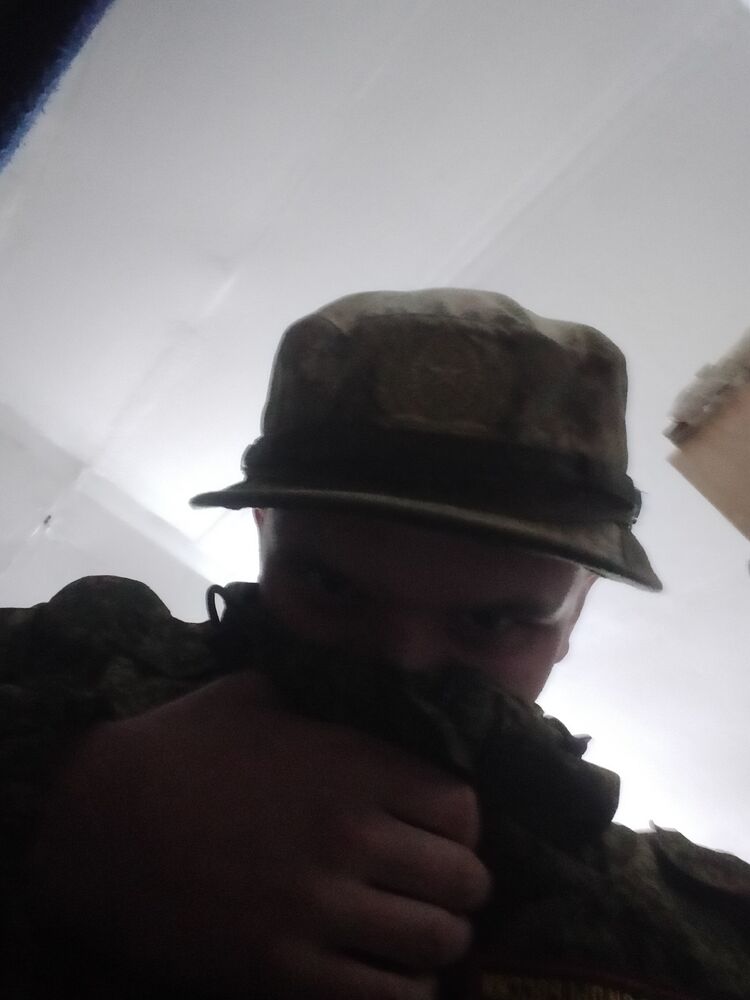  ,   Vladimir, 22 ,   ,   