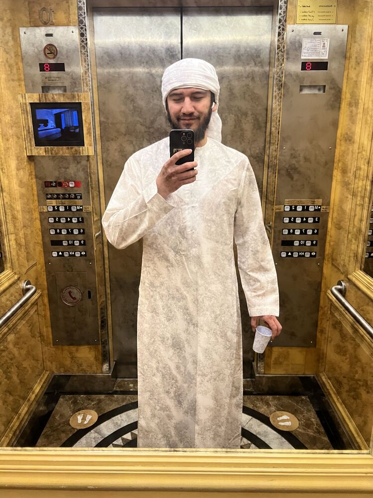  Jiddah,   Abdulqahhor, 31 ,   ,   