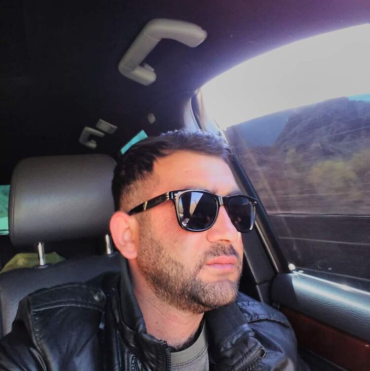 ���� 33068147 ������� K M, 37 ���, ���� ���������� � ����������