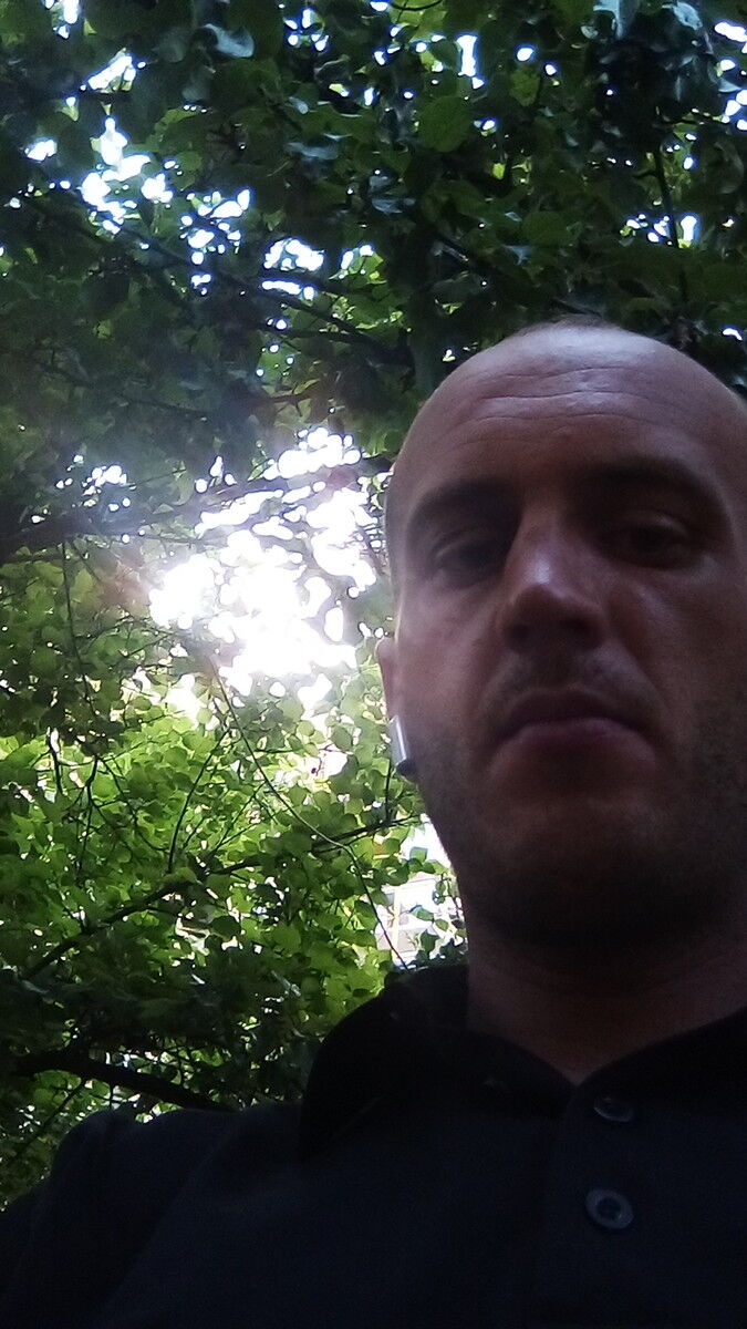  ,   Sergei, 37 ,     , c 