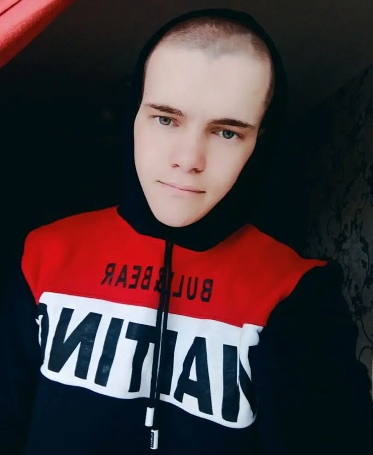 28018177  , 24 ,    