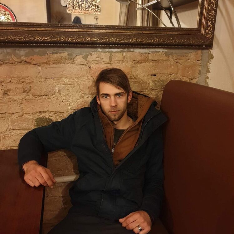  ,   Karlis, 34 ,   ,   