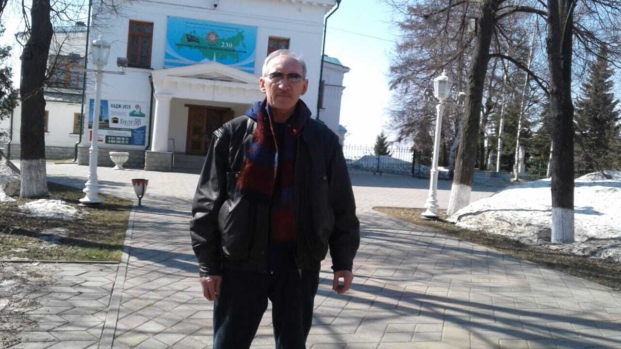  51531647  , 62 ,    