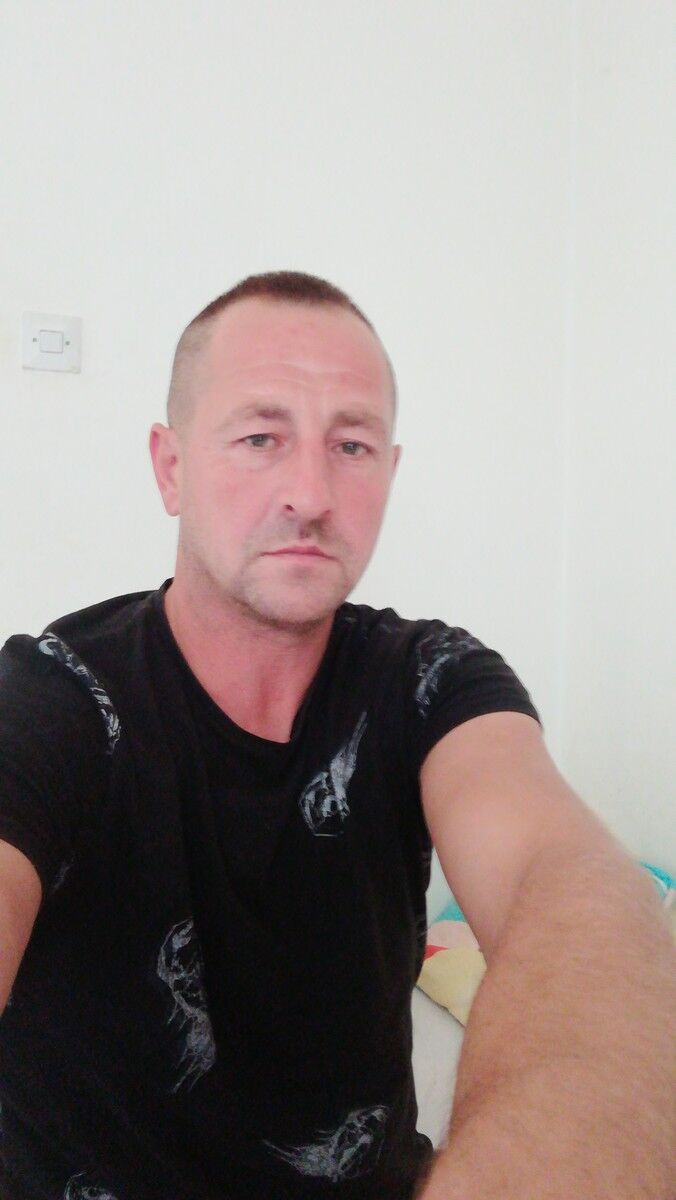  ,   Zoran, 51 ,   ,   , c 