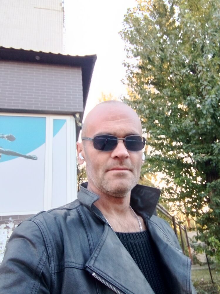  38422387  , 48 ,    