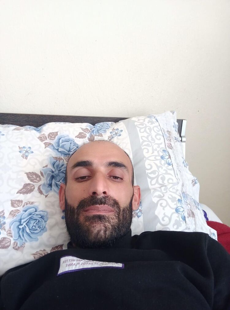  Frankfurt am Main,   Hakim, 26 ,   ,   
