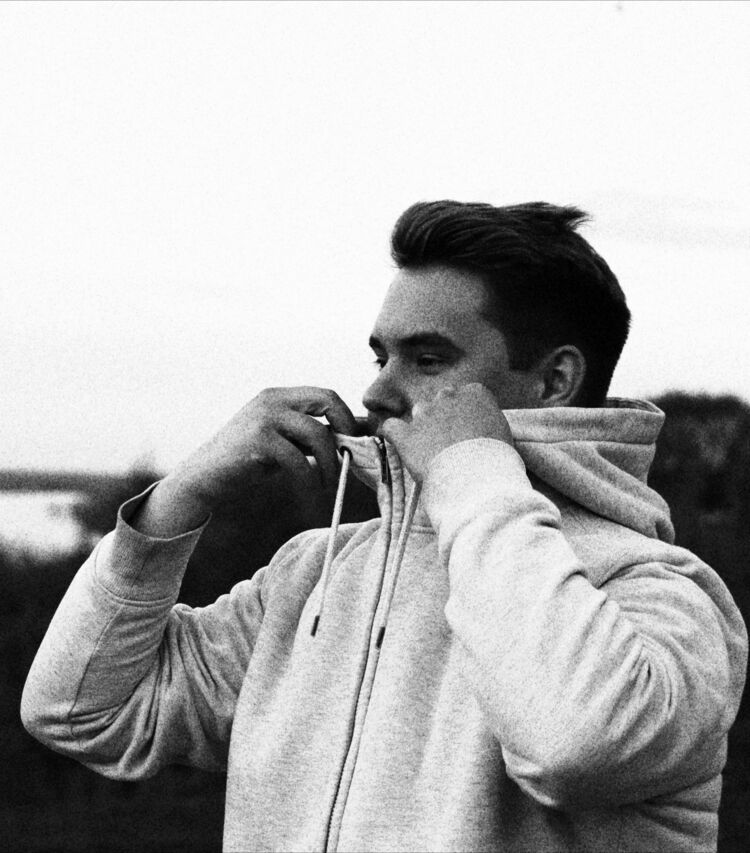 ���� 26927457 ������� ������, 32 ����, ���� ���������� � ������