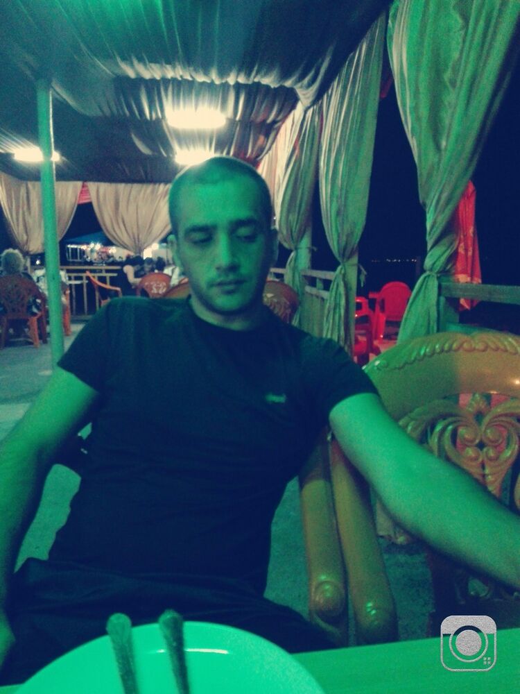  11695587  Murmur, 40 ,    