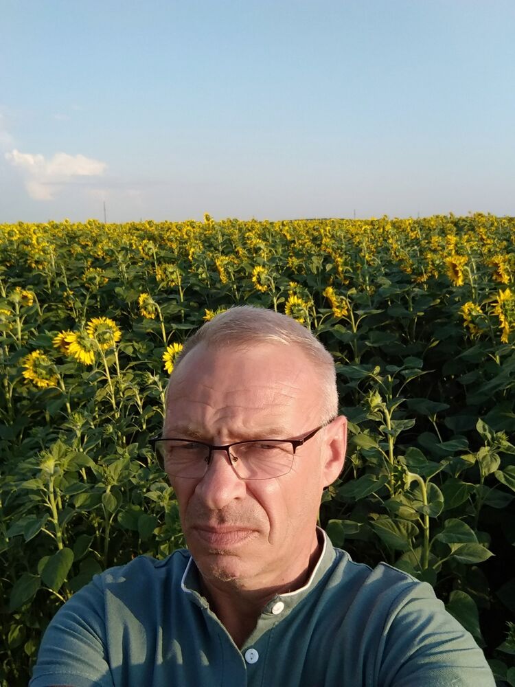  28417927  , 51 ,    