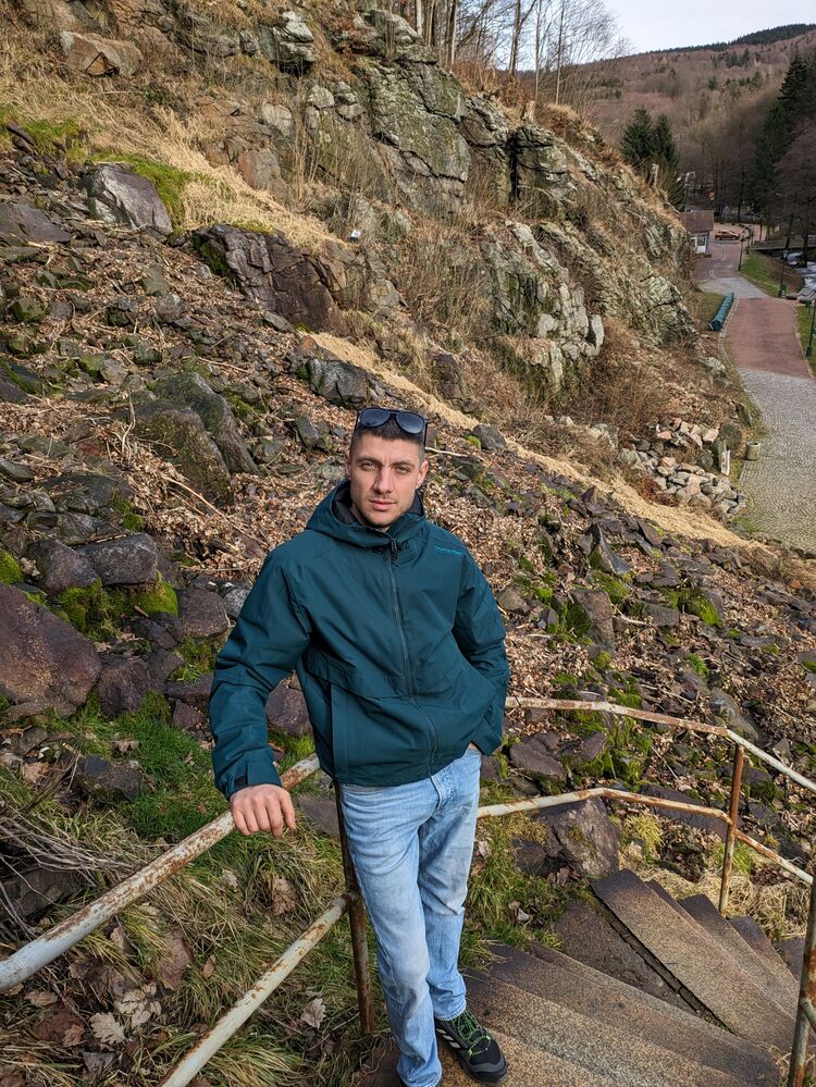  42808967  Alex, 38 ,    Homberg