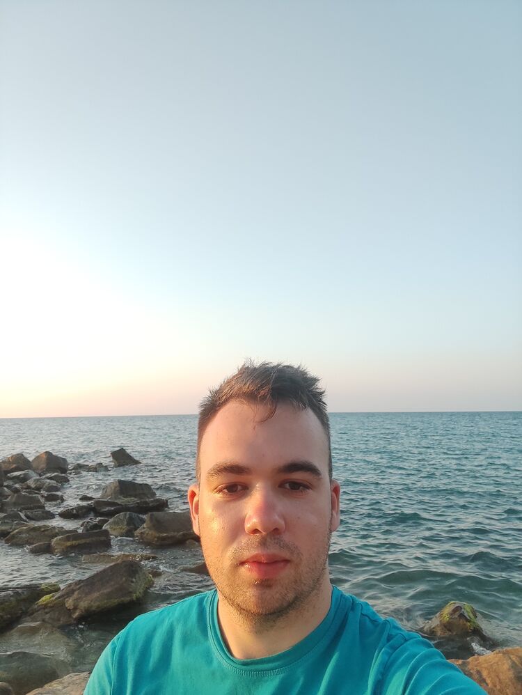 39907707  , 24 ,    