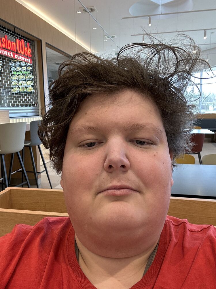  Pardubicky,   , 23 ,   ,   