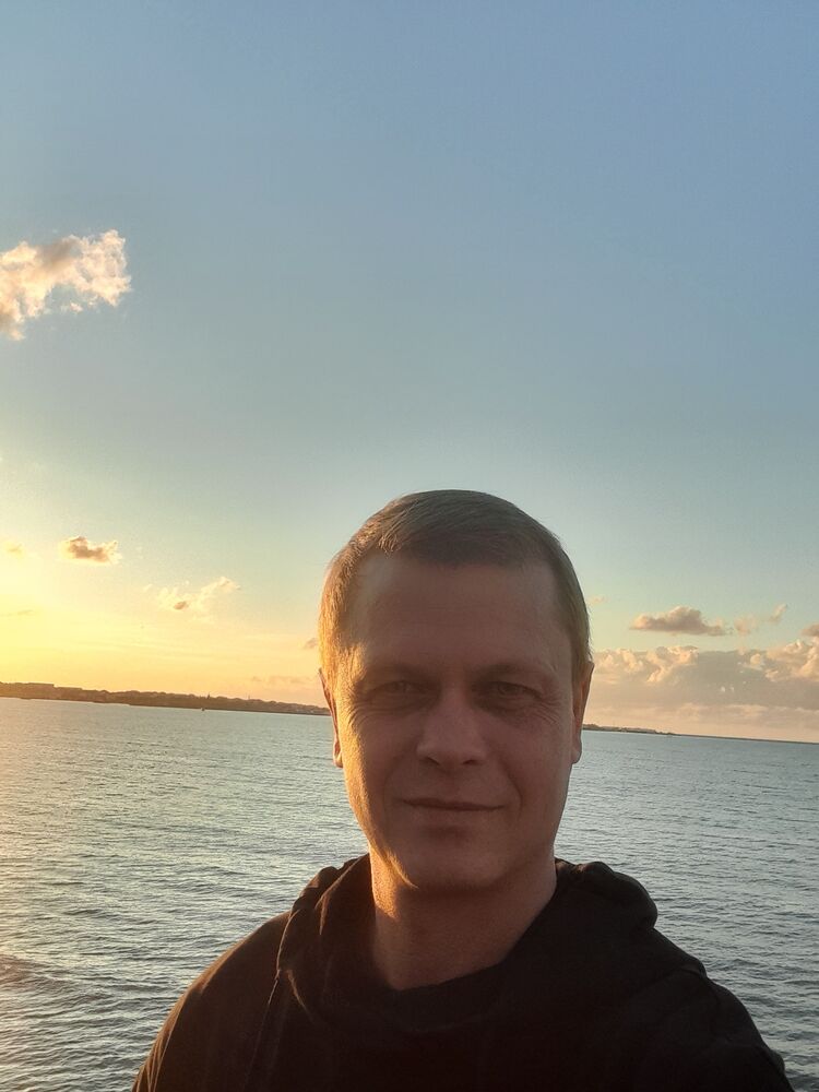  29793157  Dmitry, 42 ,    