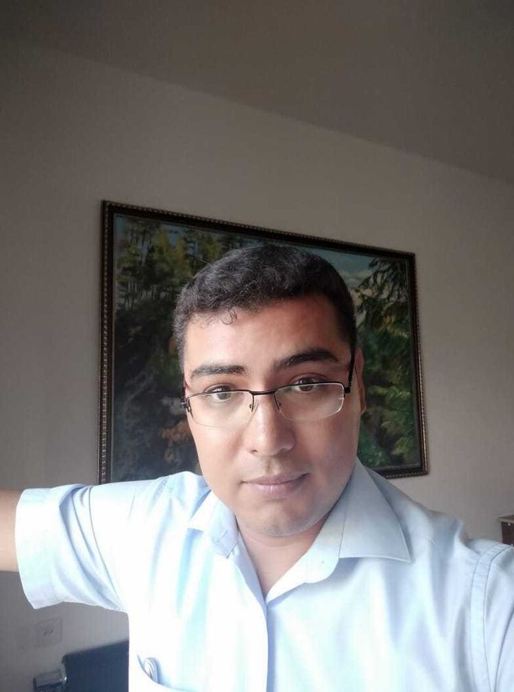  ,   Kairjan, 37 ,  
