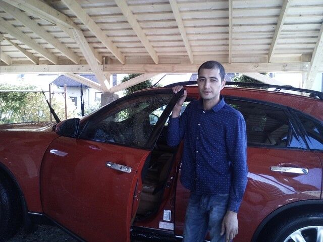  7898097  Ulugbek, 40 ,    