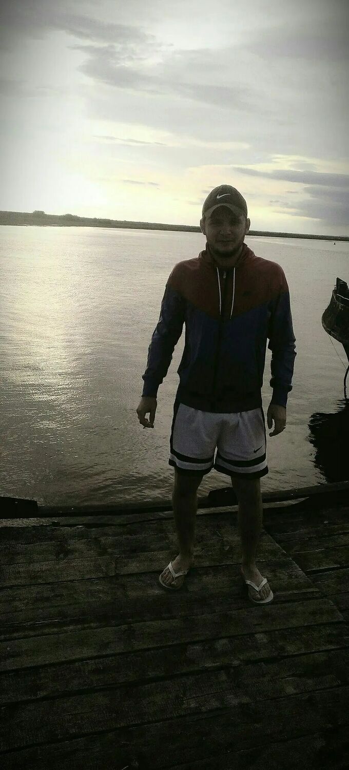  28282957  DOROH, 32 ,    
